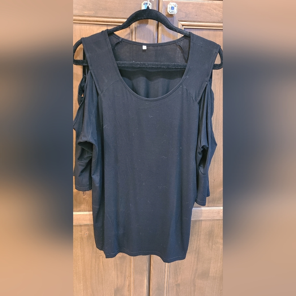 3/4 Sleeve Rayon Spandex Cold Shoulder blouse. Black XL